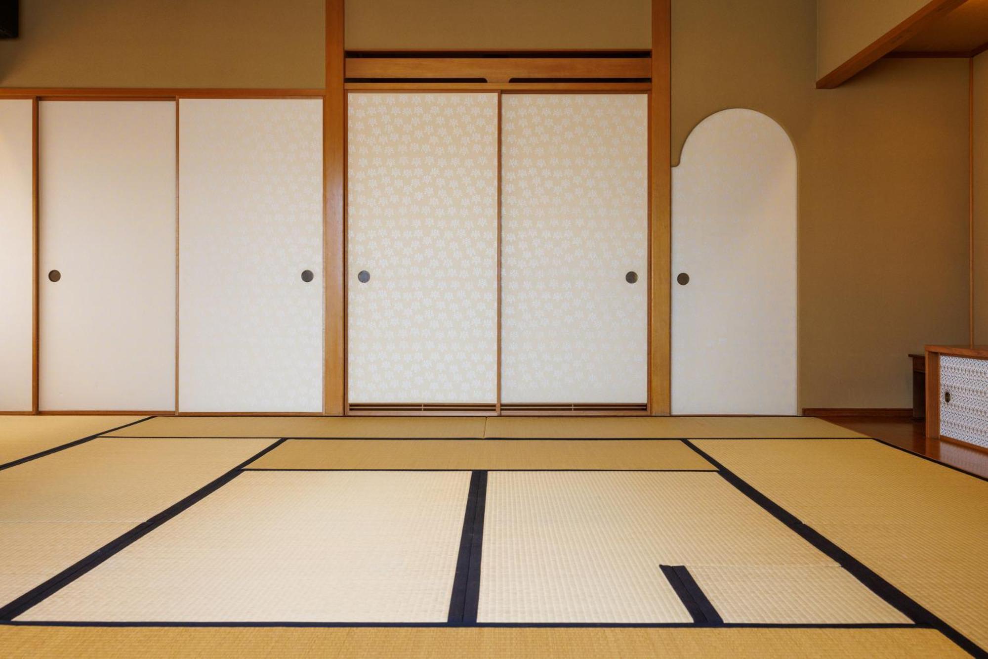 Hotel Wakamizu Takarazuka Bagian luar foto