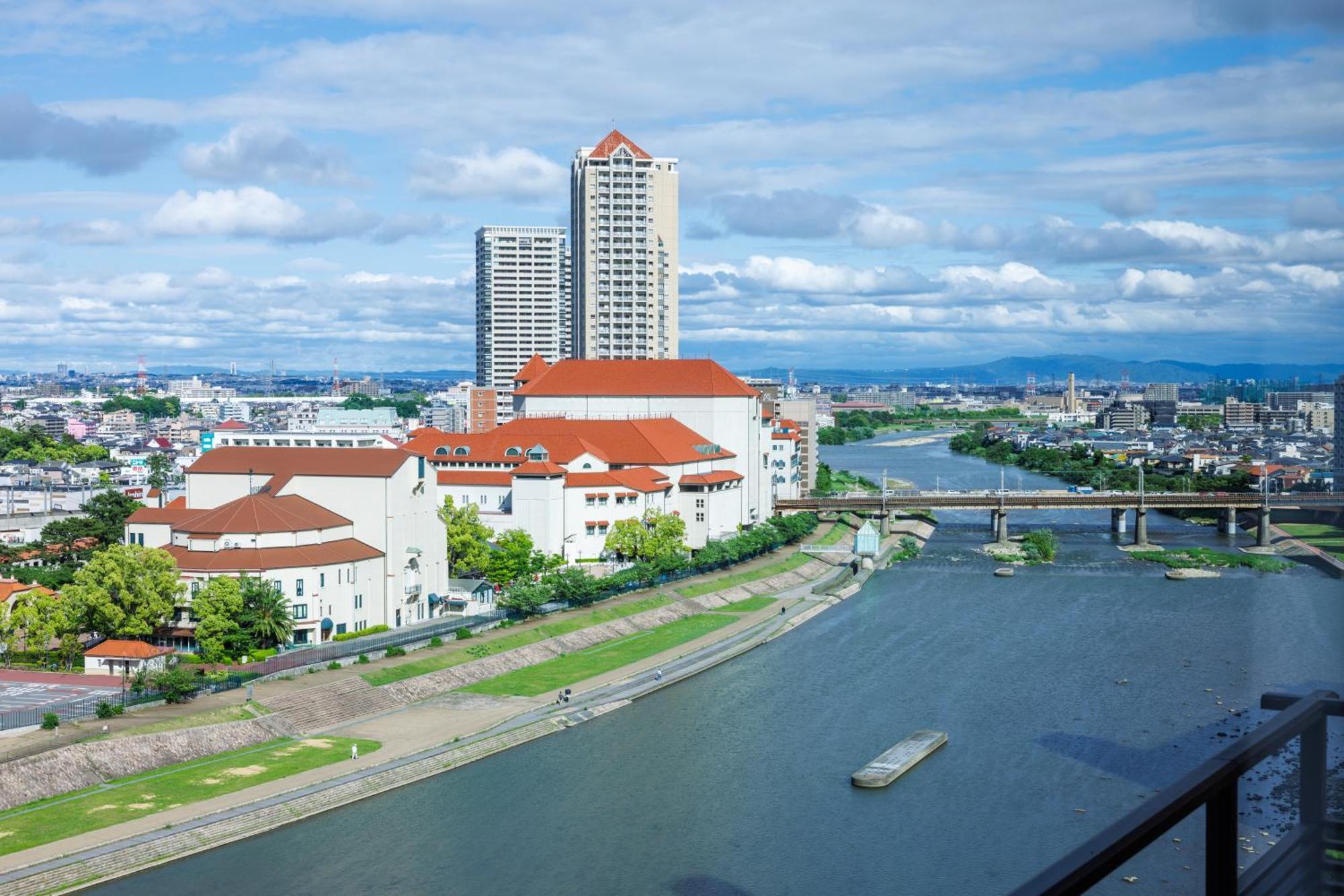 Hotel Wakamizu Takarazuka Bagian luar foto