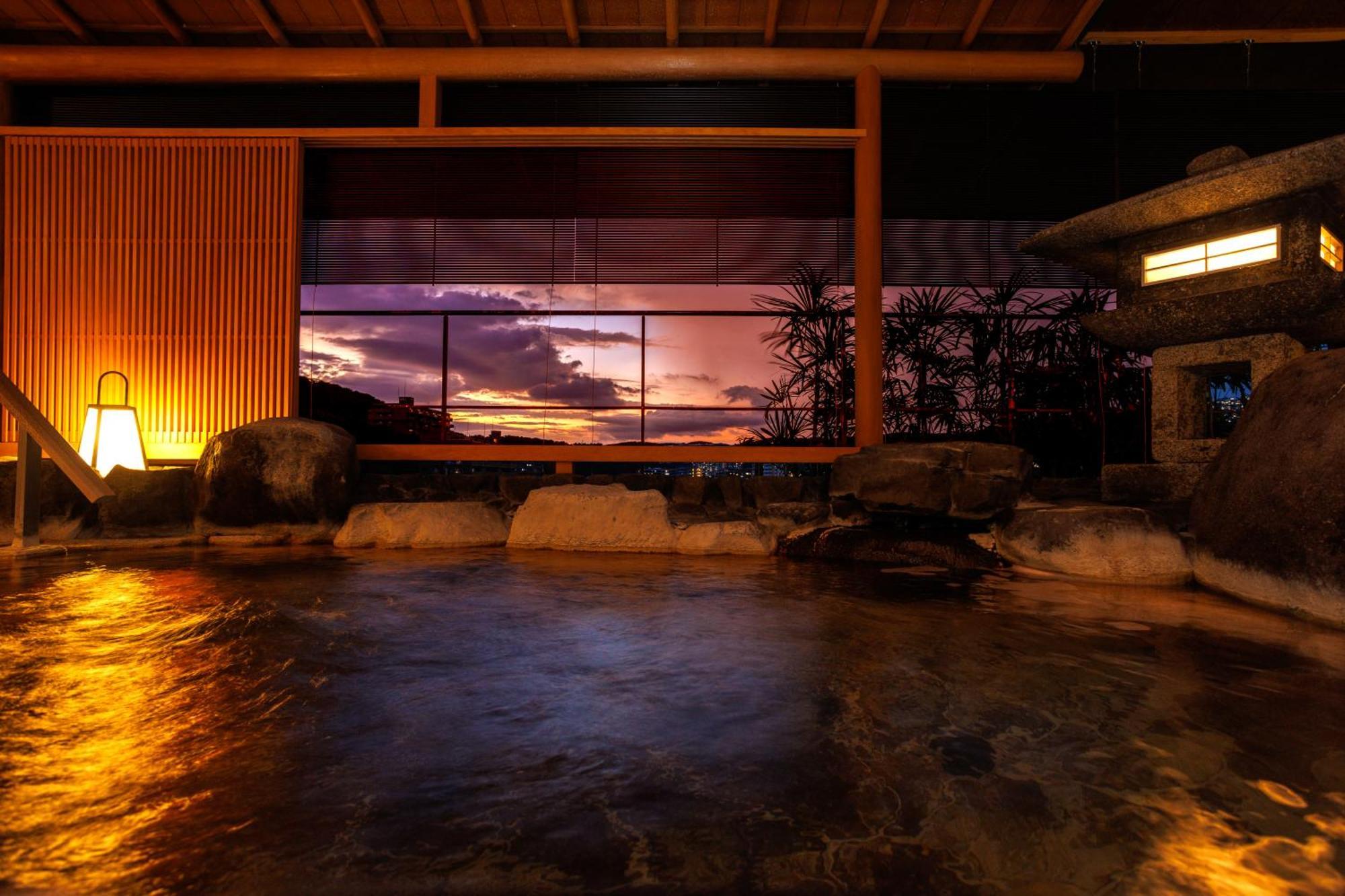 Hotel Wakamizu Takarazuka Bagian luar foto